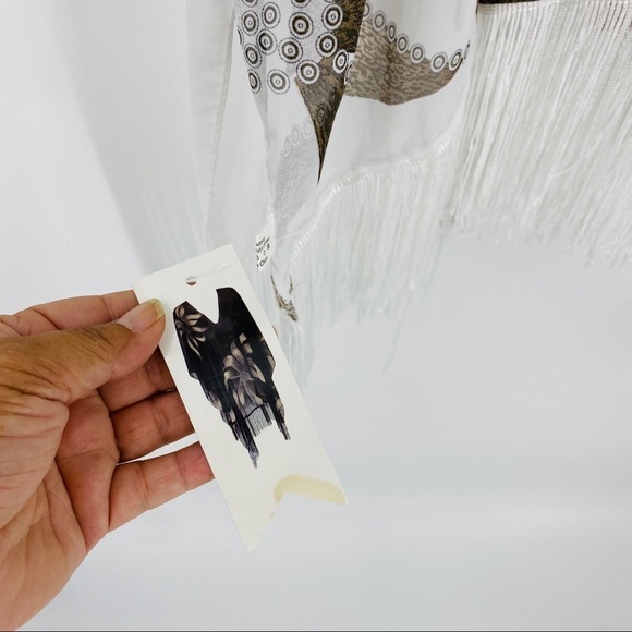 Cruise Club Floral Fringe pullover V-neck Coverup - Picture 12 of 15